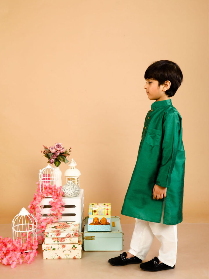 anokherang Boys Kurta Freedom Green Kurta Pyjama For Boys