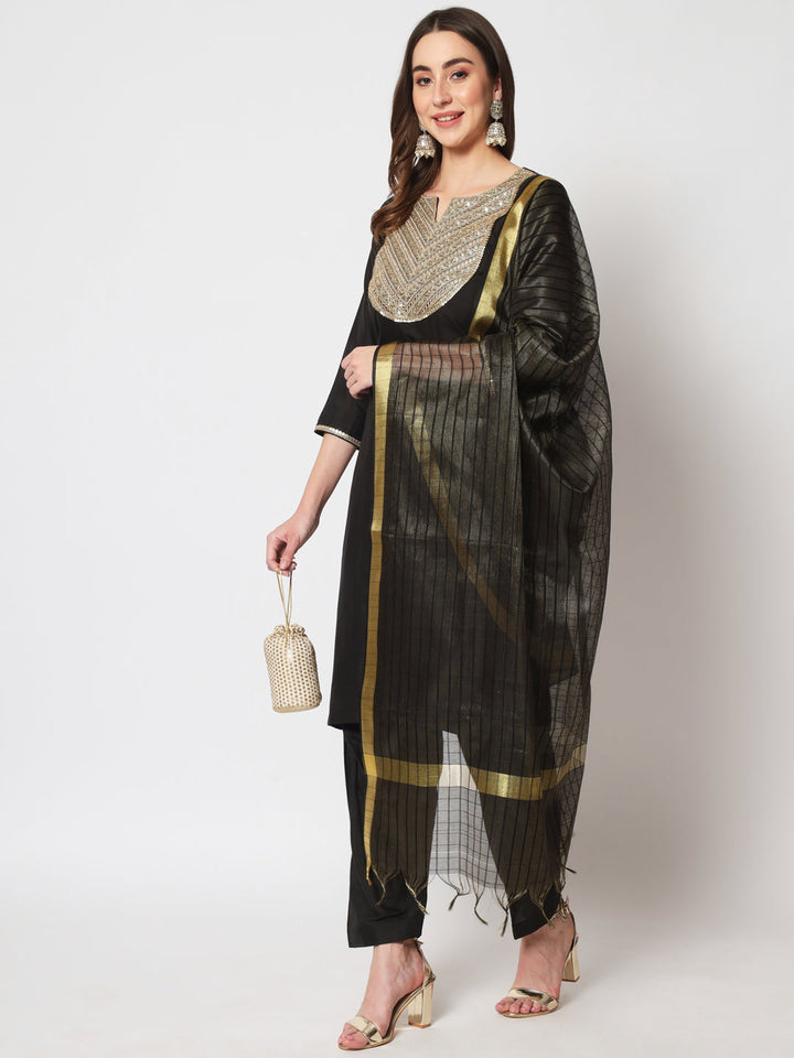 anokherang Combos Black Embroidered Straight Kurti with Straight Pants and Dupatta