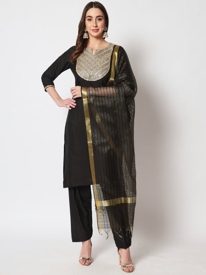 anokherang Combos Black Embroidered Straight Kurti with Straight Pants and Dupatta