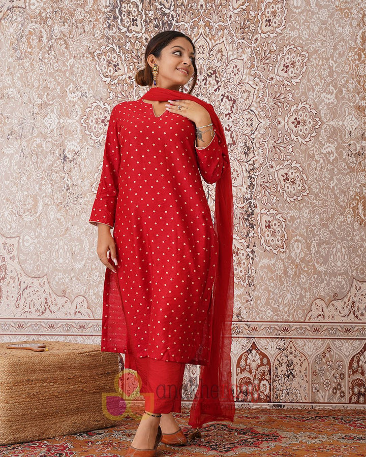 anokherang Combos Ethnic Maroon Banarsi Straight Kurti with Straight Pants and Mokaish Dupatta