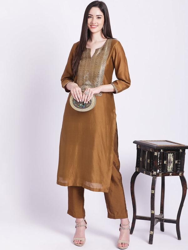 anokherang Combos Mehendi Green Silk Kurti with Banarsi Yoke and Straight Pants