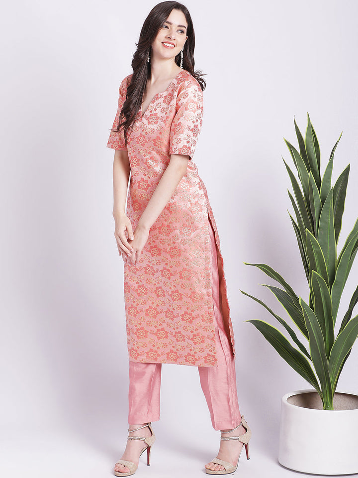 anokherang Combos Peach Banarsi Straight Kurti with Pants