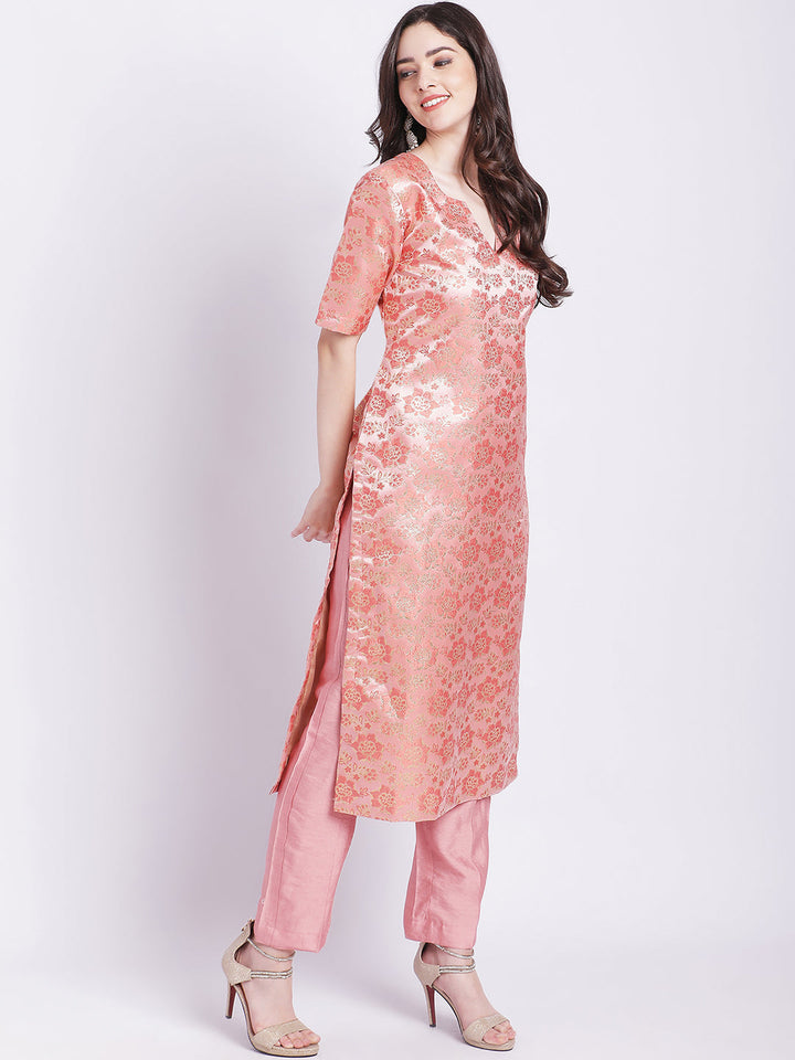 anokherang Combos Peach Banarsi Straight Kurti with Pants