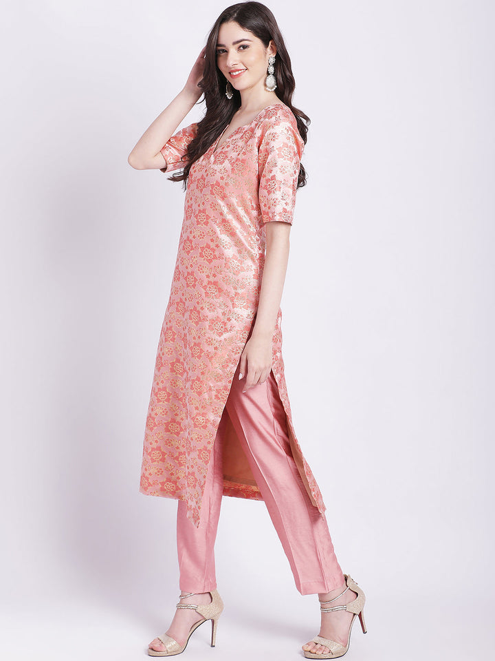 anokherang Combos Peach Banarsi Straight Kurti with Pants