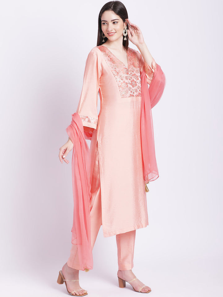 anokherang Combos Peach Banarsi Straight Kurti with Pants