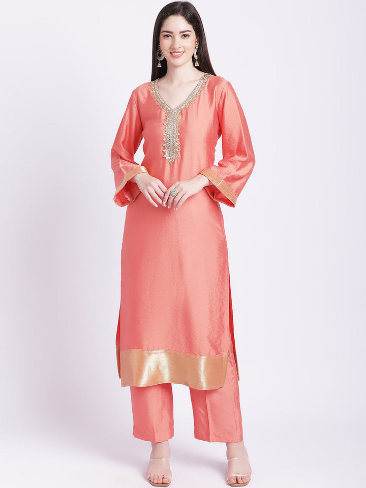 anokherang Combos Peach Border Straight Kurti with Pants