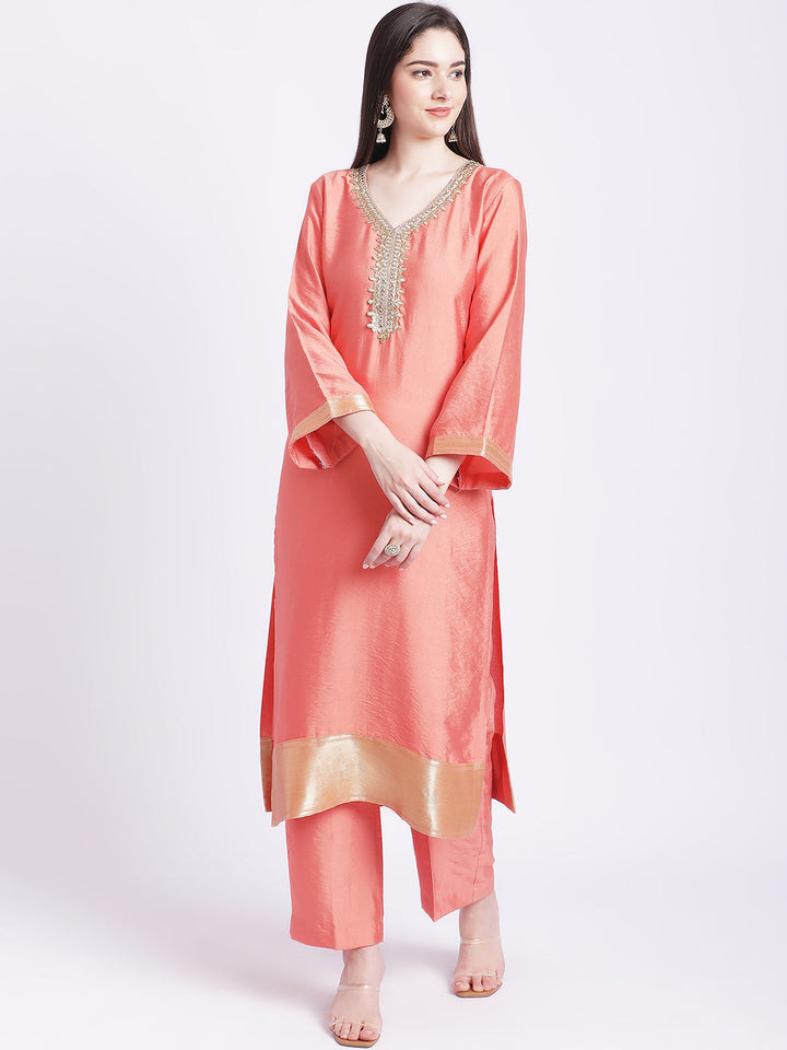 anokherang Combos Peach Border Straight Kurti with Pants