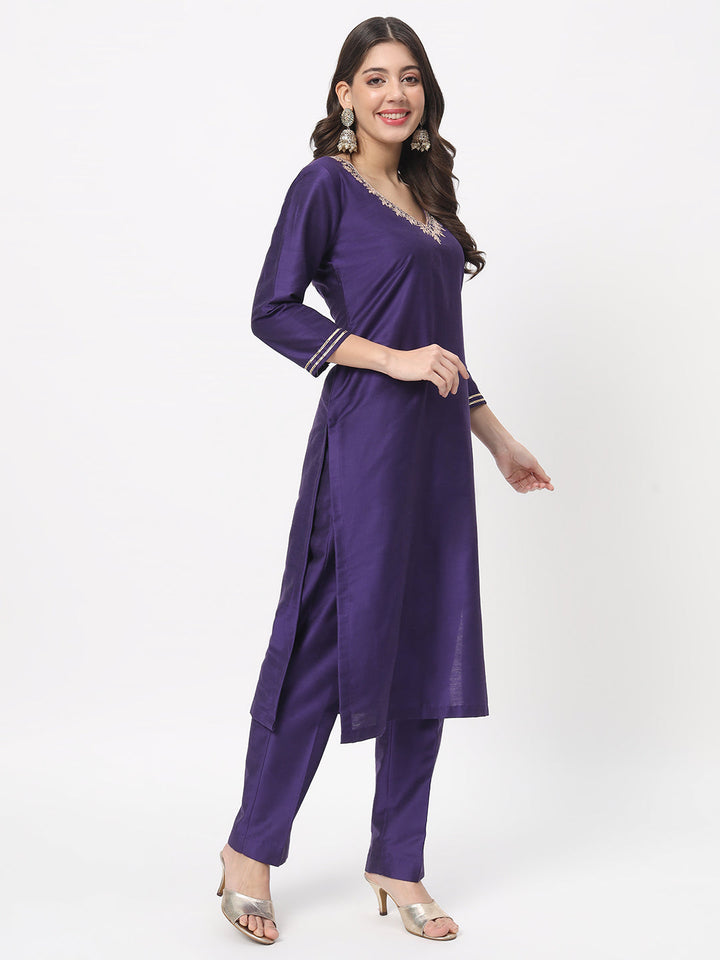 anokherang Combos Purple Embroidered Straight Kurta with Straight Pants and Dupatta