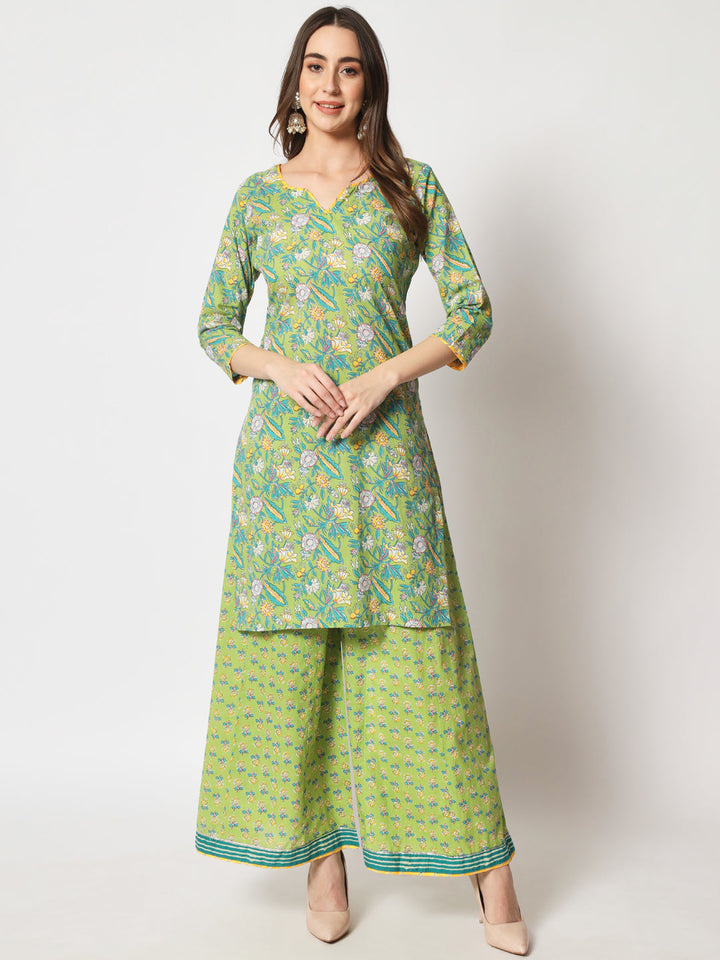 anokherang Combos Vibrant Green Short Kurti