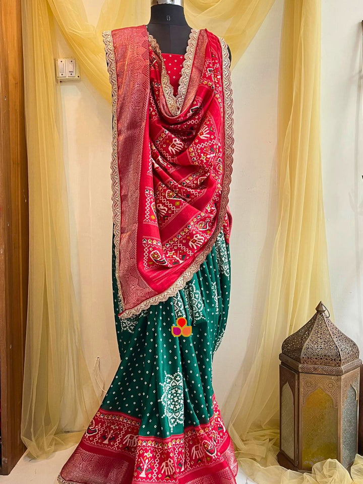 anokherang Sarees Red Green Bandhani Patola Printed Silk Scalloped Saree