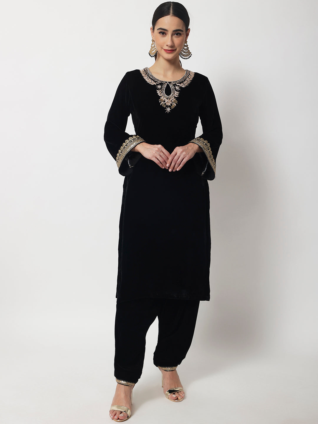 Girls Black Embroidered Kurti With Salwar