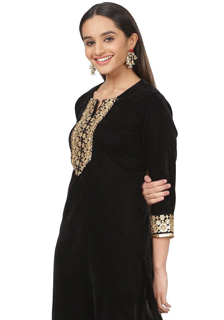 anokherang Combos Black Velvet Zari Straight Kurti with Straight Pants