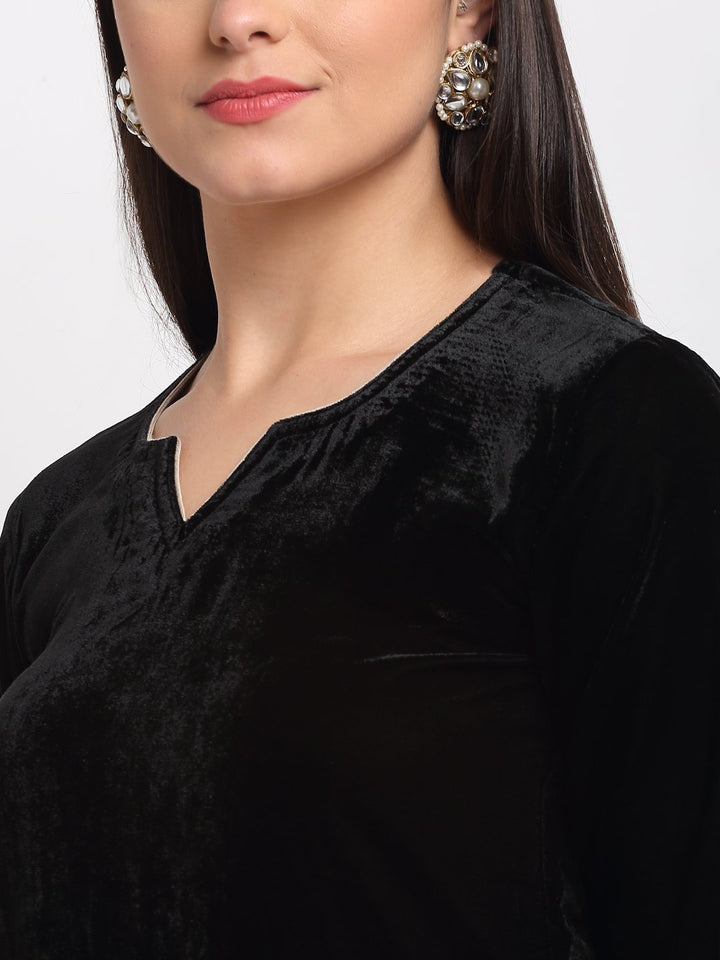 anokherang Combos Festive Black Straight Velvet Kurti with Straight Pants and  Peacock Diamond Colorful Phulkari Dupatta
