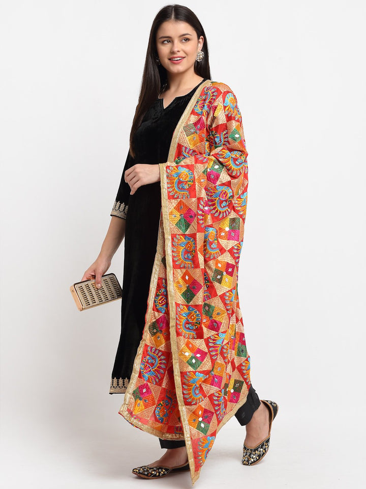 anokherang Combos Festive Black Straight Velvet Kurti with Straight Pants and  Peacock Diamond Colorful Phulkari Dupatta