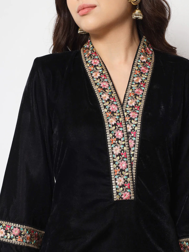 anokherang Combos Glamour Black Shawl Collar Kurti with Straight Pants