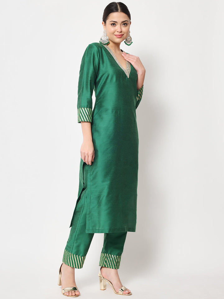 anokherang Combos Glorious Green Lines Straight Kurti with Pants and Off-White Dupatta