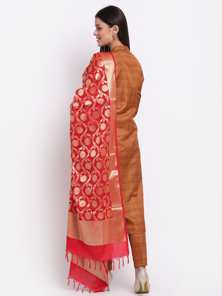 anokherang Combos Gold Kundan Silk Kurti with Straight Pants and Red Banarsi Dupatta