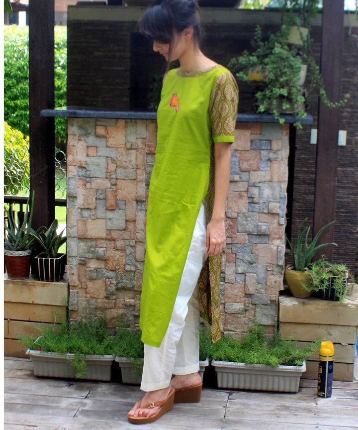 anokherang Combos Green Bird Straight Kurti with Pants