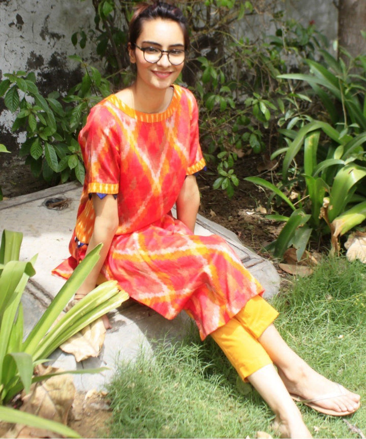 anokherang Combos Ikkat Mirage Straight Kurti with Pockets and Straight Pants