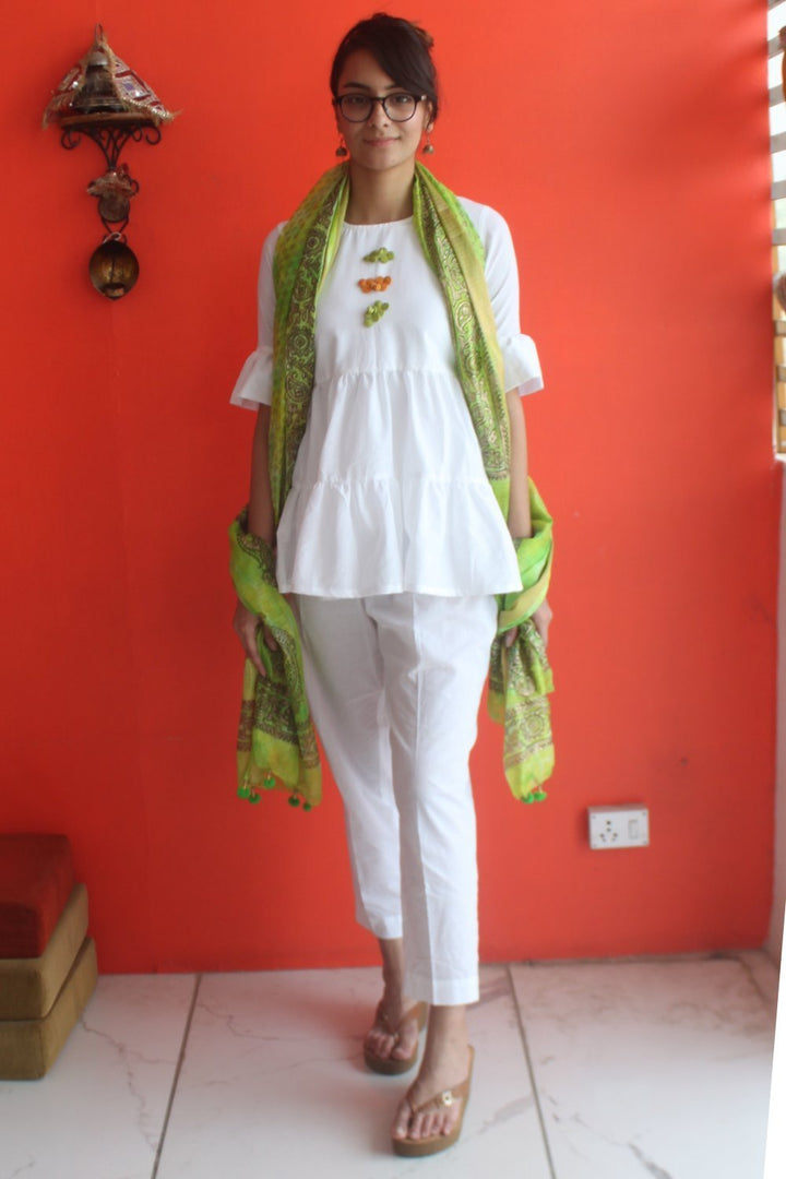 anokherang Combos Independent White Gathered Top with Green Shaded Dupatta