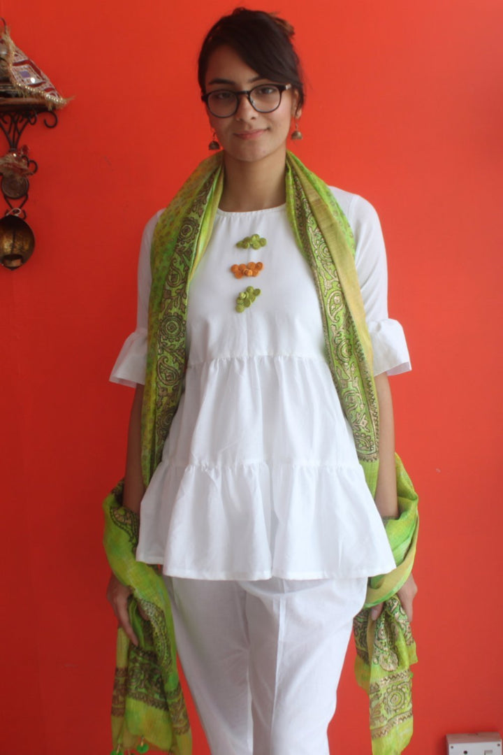 anokherang Combos Independent White Gathered Top with Straight Pants and Green Shaded Dupatta
