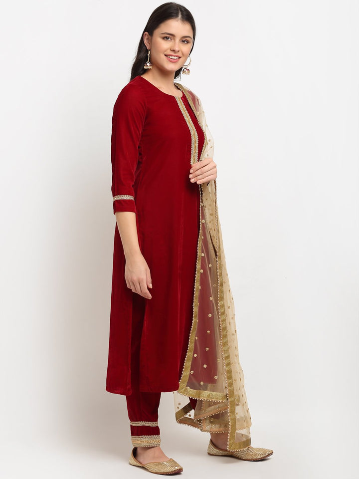 anokherang Combos Maroon Gold Velvet Kundan Kurti with Straight Pants and Organza Dupatta