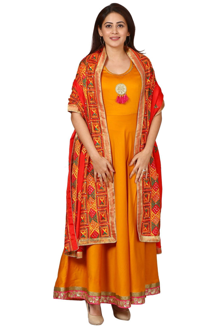 anokherang Combos Mustard Yellow Floor-Length Kurti with Red Diamond Mokaish Phulkari Dupatta