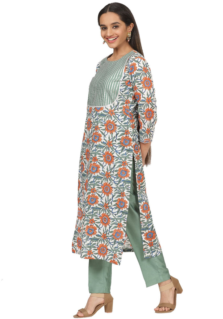 anokherang Combos Orange Flower Printed Gotta Embroidered Kurti with Straight Pants