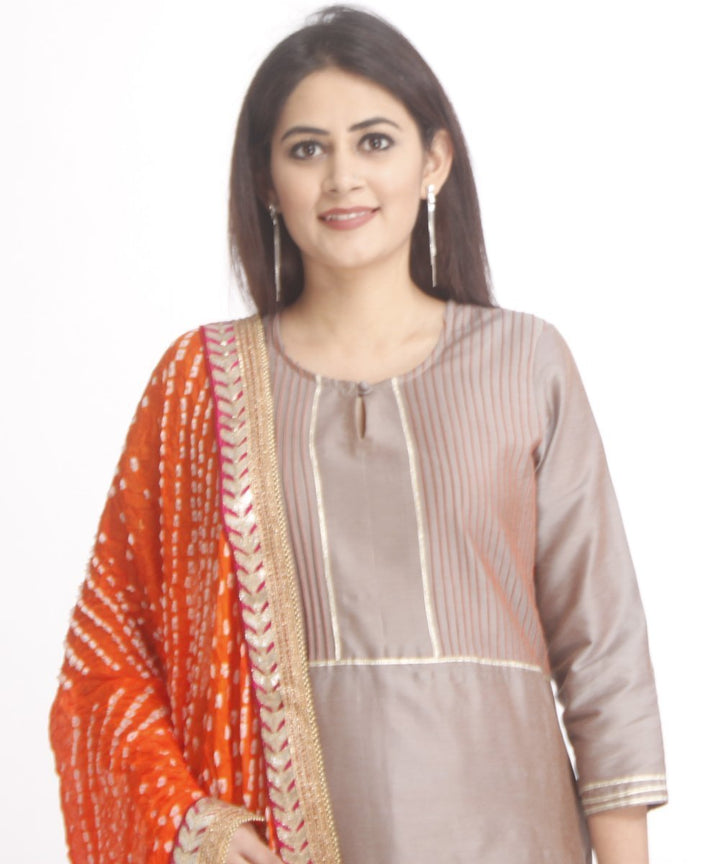 anokherang Combos Orange Sunrise Pintucked Kurti with Straight Pants and Orange Silk Bhandhej Dupatta