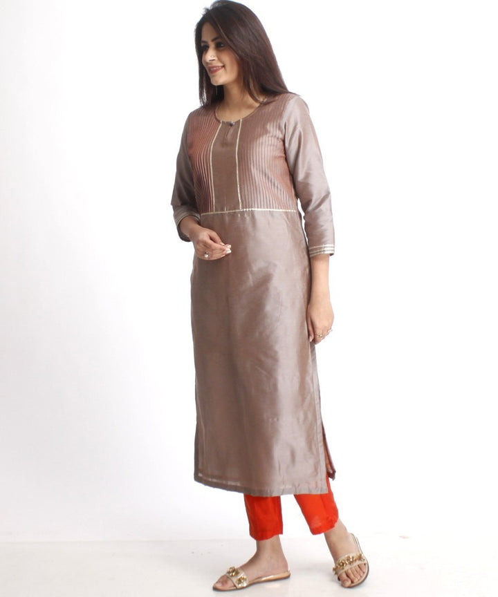 anokherang Combos Orange Sunrise Pintucked Kurti with Straight Pants and Orange Silk Bhandhej Dupatta