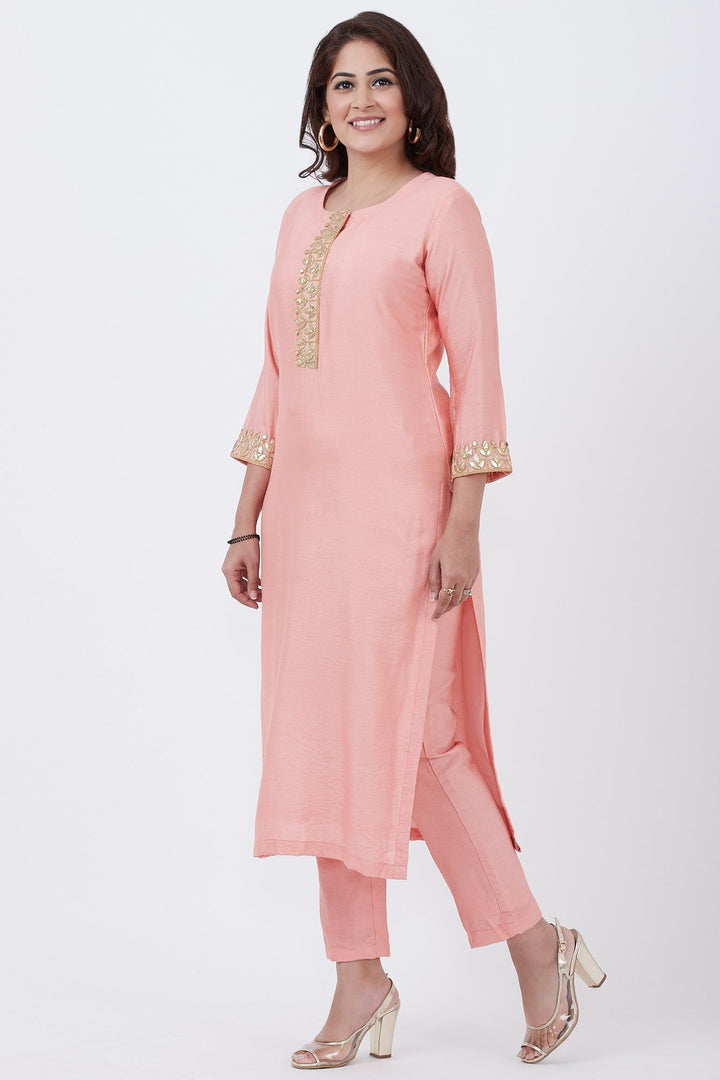 anokherang Combos Peach Gotta Patti Floral Kurti with Pants