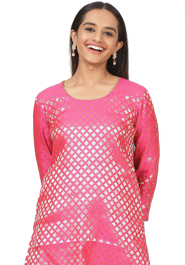 anokherang Combos Pretty Pink Brocade Straight Kurti with Straight Pants