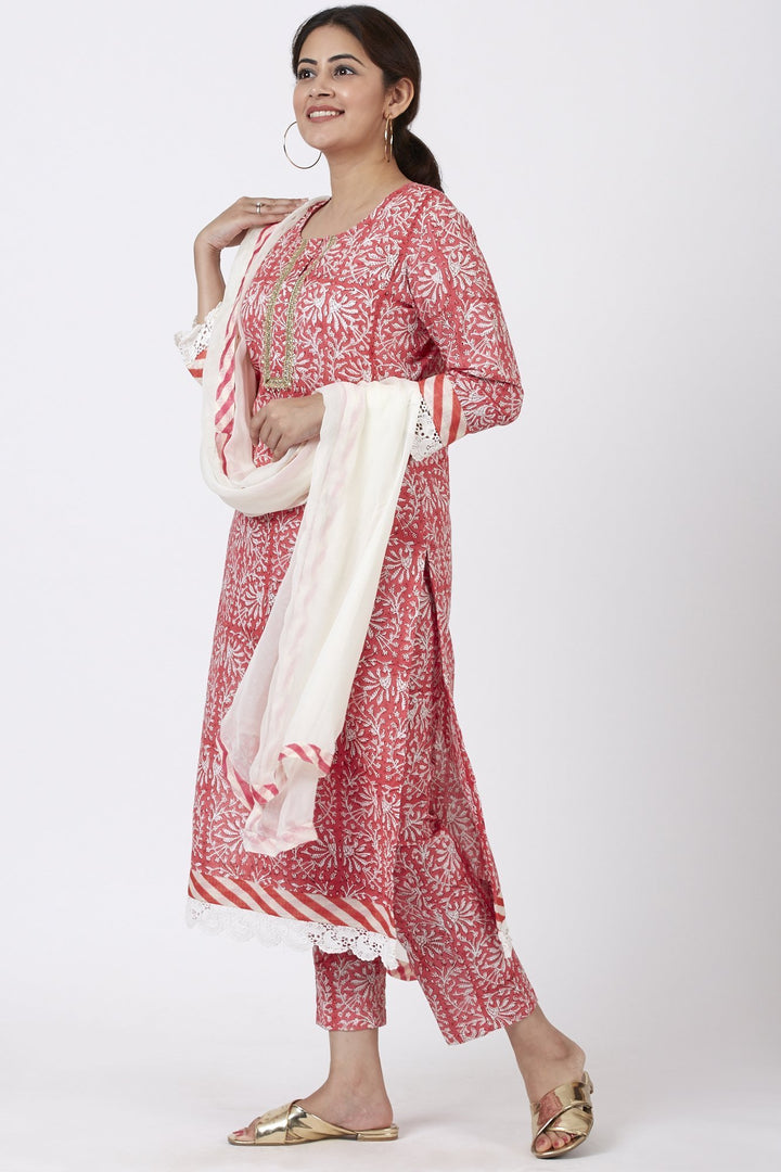 anokherang Combos Raspberry Pink Floral Printed Kurti with Printed Pants and Off-White Chiffon Dupatta