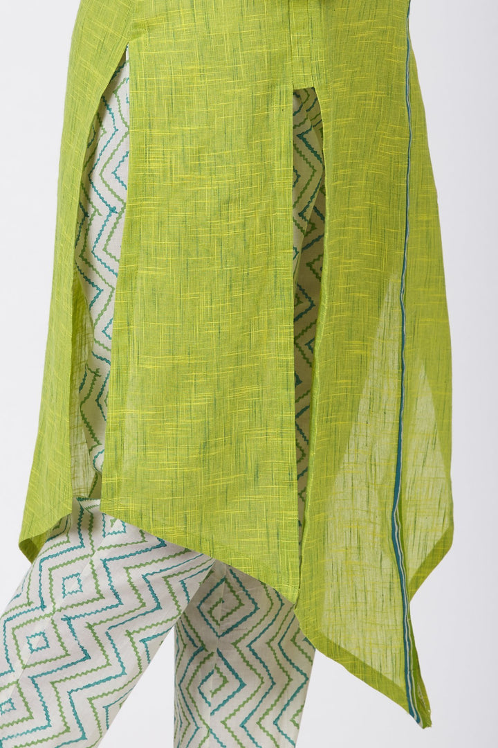 anokherang Combos Smiling Green Asymmetrical Kurti with Printed Straight Pants