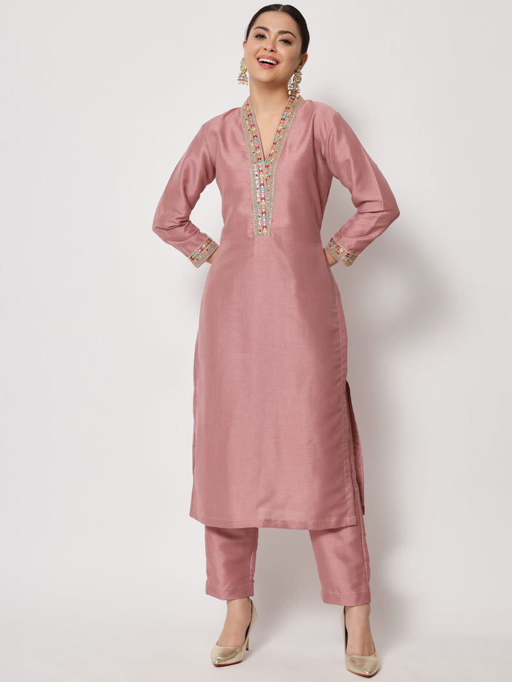anokherang Combos Soft Mauve Thread Embroidered Kurti with Pants