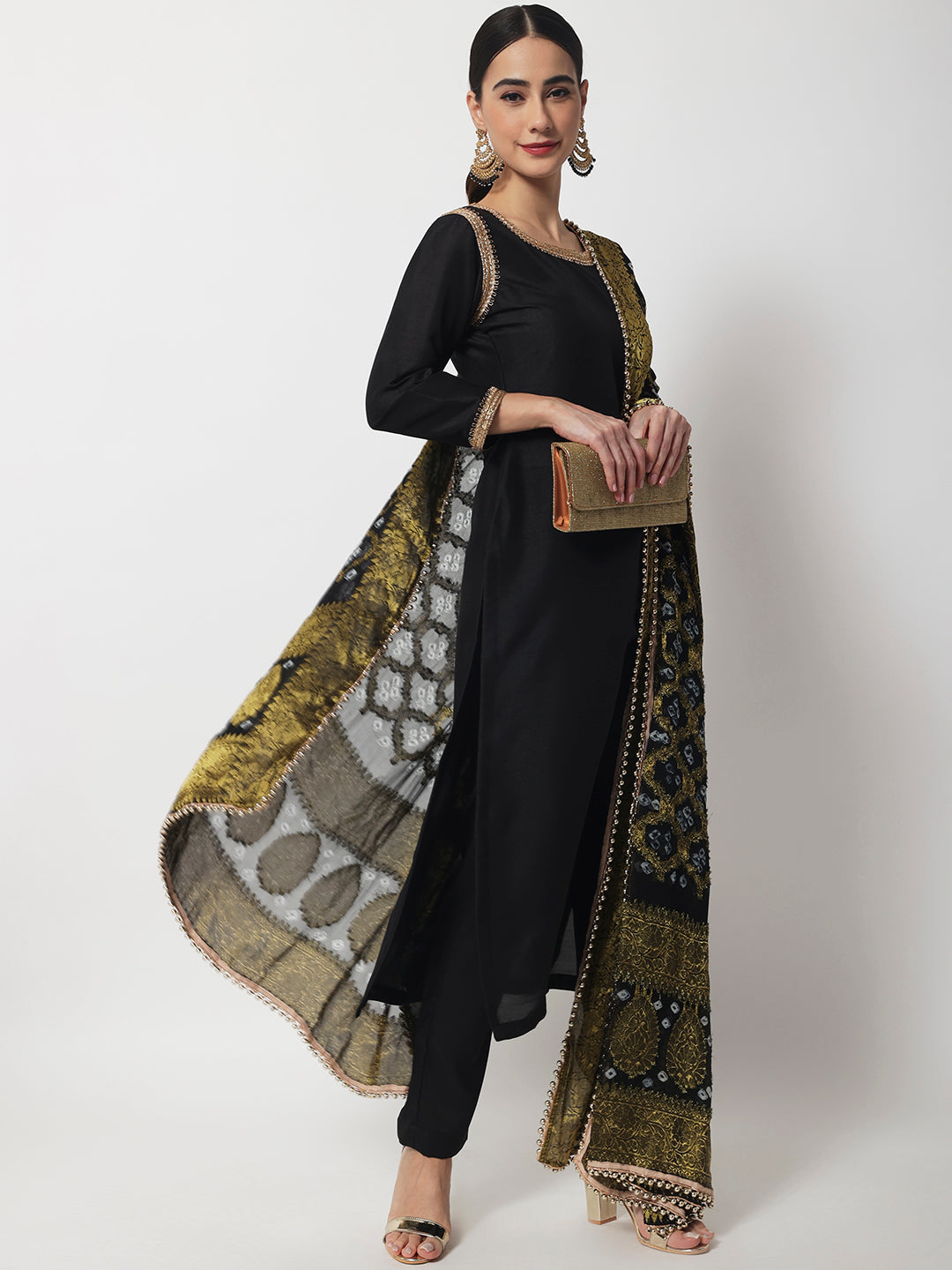 Chanderi Black Color Floor Touch Embroidery Work Kurti with Rani Color  Banarasi Dupatta – Mrinali Boutique