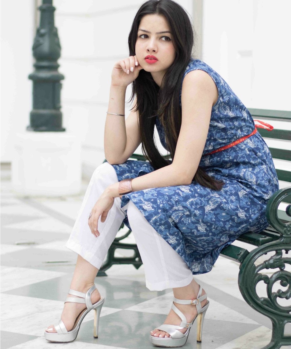 Buy Navy Blue Printed Kurta With White Pants Online - W for Woman