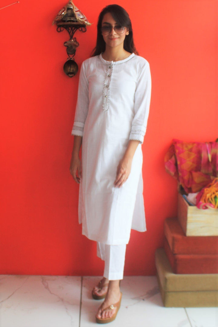 anokherang Combos White Gota Kurti with Green Tie & Dye Organza Dupatta