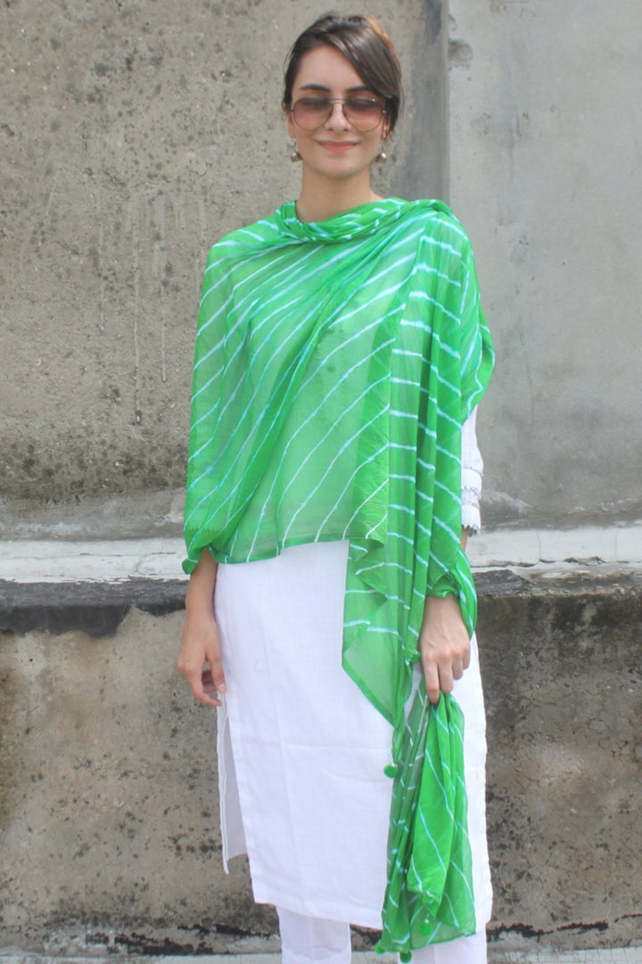 anokherang Combos White Gota Kurti with Pants and Green Leheriya Dupatta