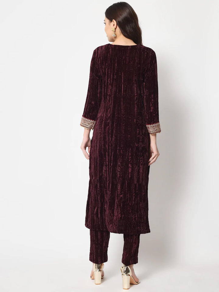 anokherang Combos Wine Love Velvet Straight Kurti with Pants