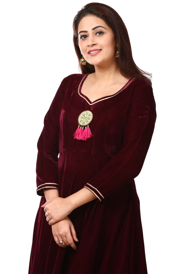 anokherang Combos Wine Purple Velvet Floor-Length Gown