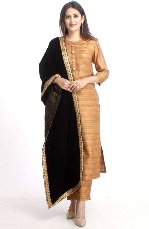anokherang Combos XS Gold Kundan Silk Kurti with Straight Pants and Black Velvet and Banarsi Stole