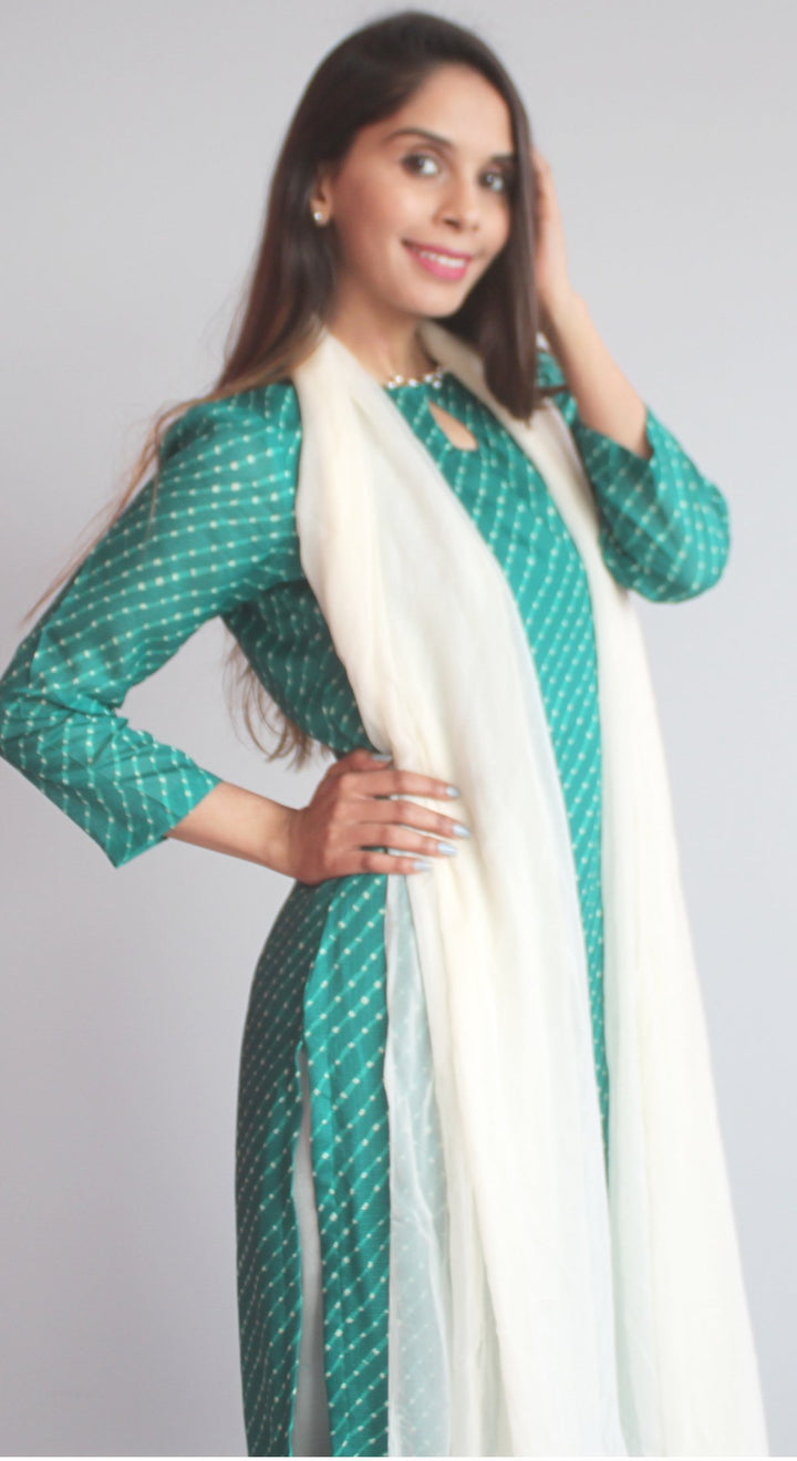 anokherang Combos XS Green Kota Leheriya Kurti with Straight Pants and OffWhite Chiffon Dupatta