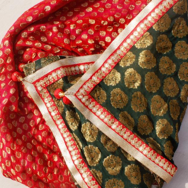 anokherang Dupattas Bottle Green and Red Georgette Banarsi Dupatta