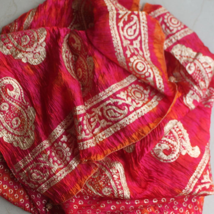 anokherang Dupattas Magenta tie and dye paisley foil Dupatta