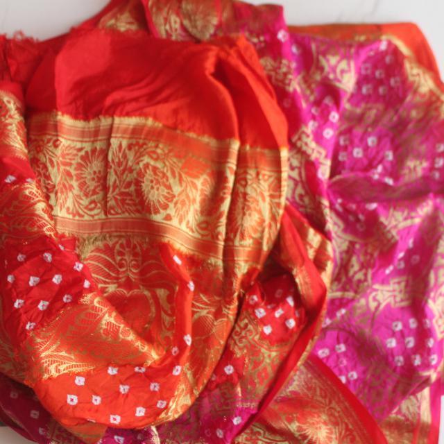 anokherang Dupattas Pink and Red Tie and Dye Silk Bhandej Dupatta