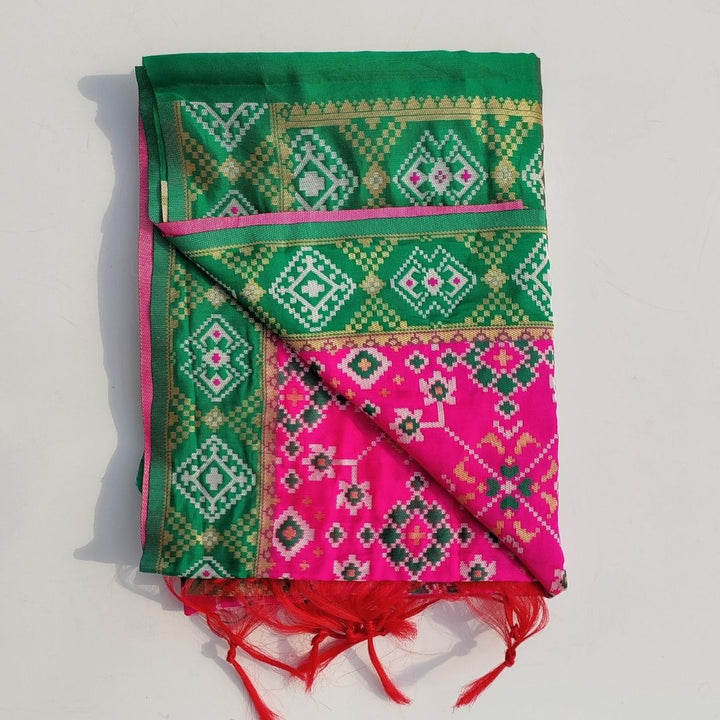 anokherang Dupattas Pink Green Ikkat Printed Silk Dupatta
