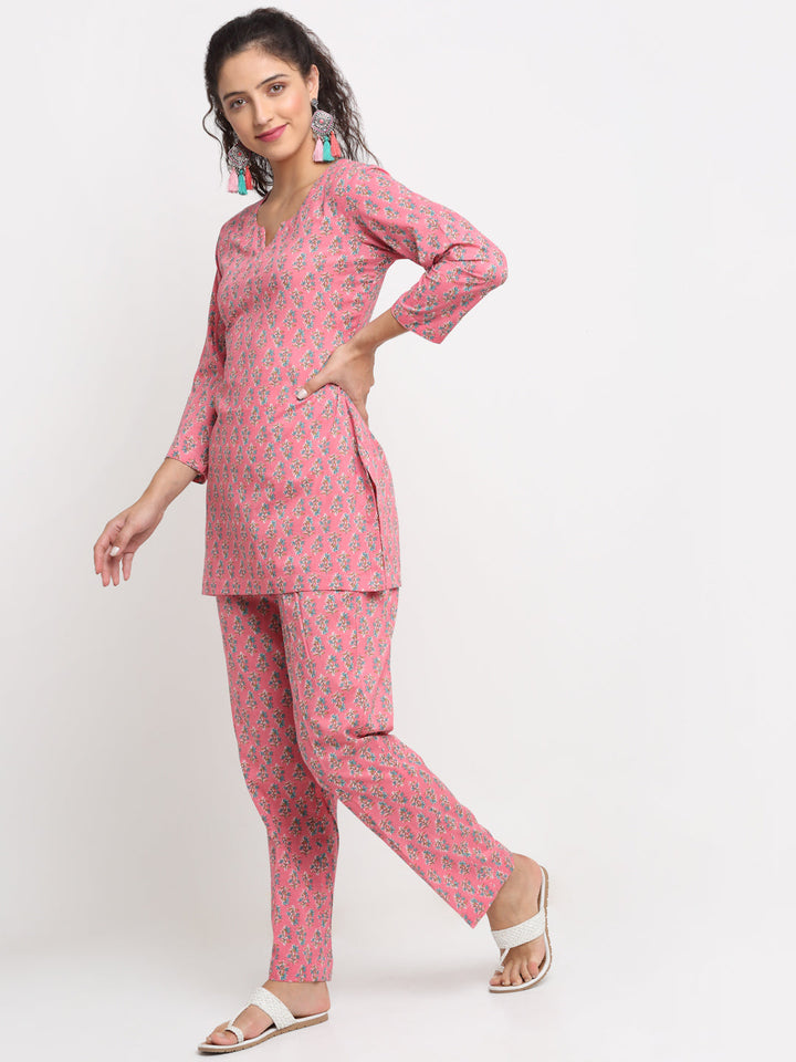 anokherang Leisure Wear Pink Carnation Printed Leisure Wear