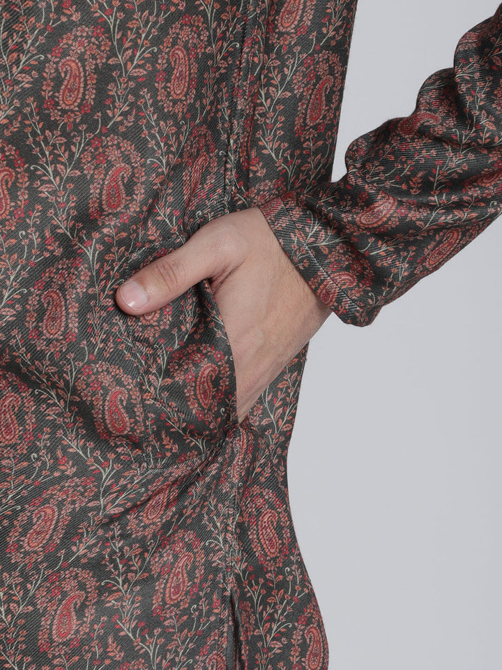 anokherang LKurtas Deep Green Printed Silk Men Kurta Pajama